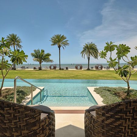 Crowne Plaza Fiji Nadi Bay Resort & Spa, An Ihg Hotel Esterno foto