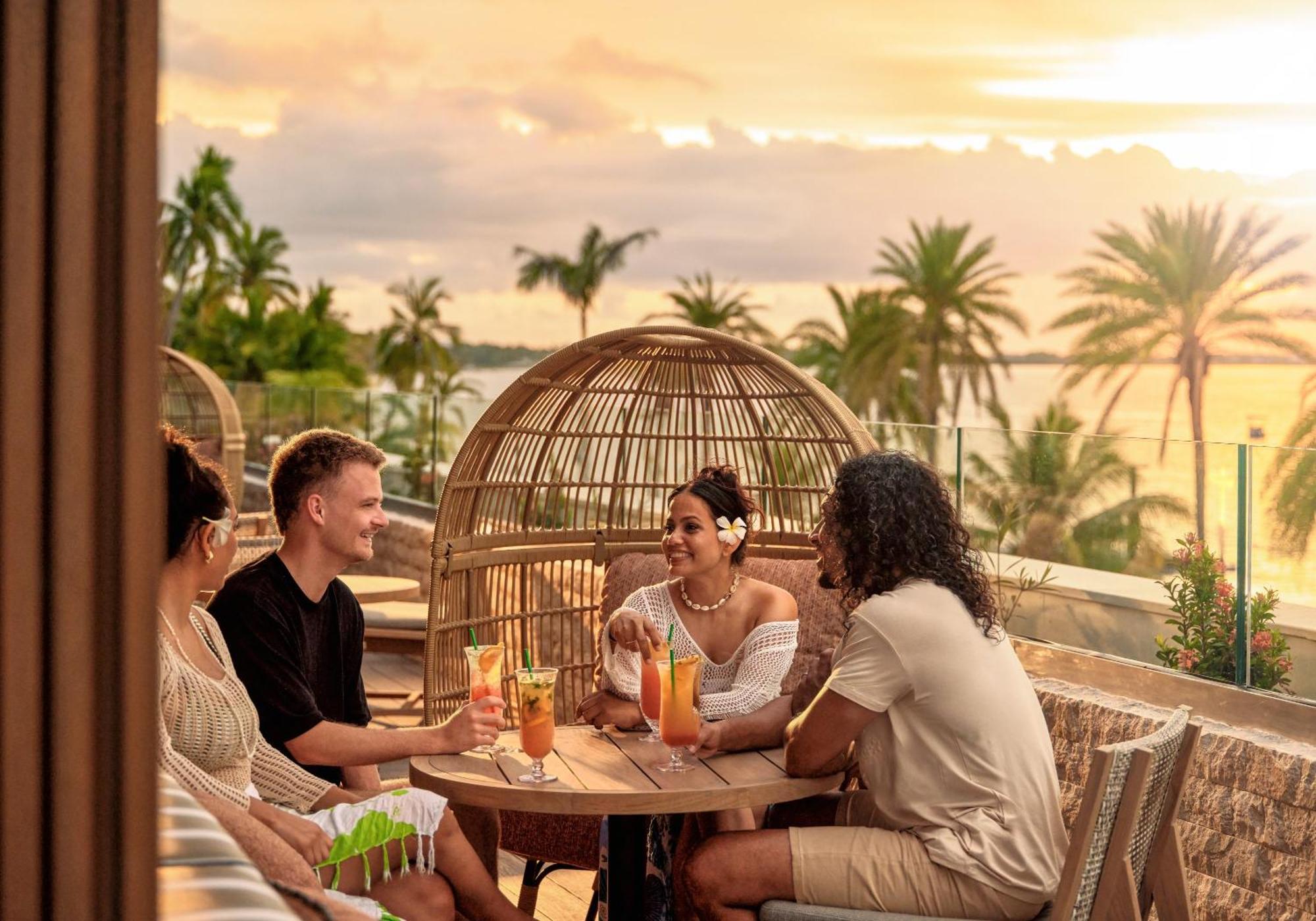 Crowne Plaza Fiji Nadi Bay Resort & Spa, An Ihg Hotel Esterno foto