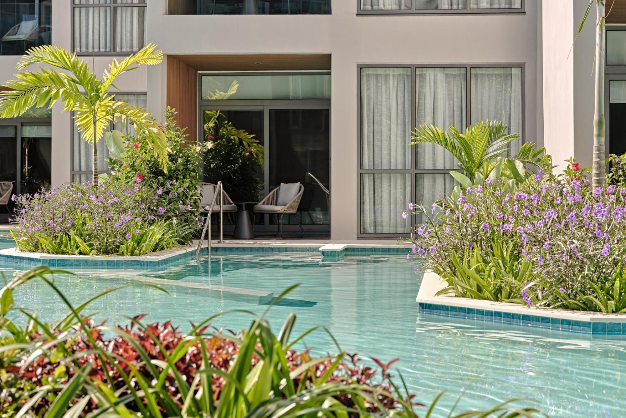 Crowne Plaza Fiji Nadi Bay Resort & Spa, An Ihg Hotel Esterno foto